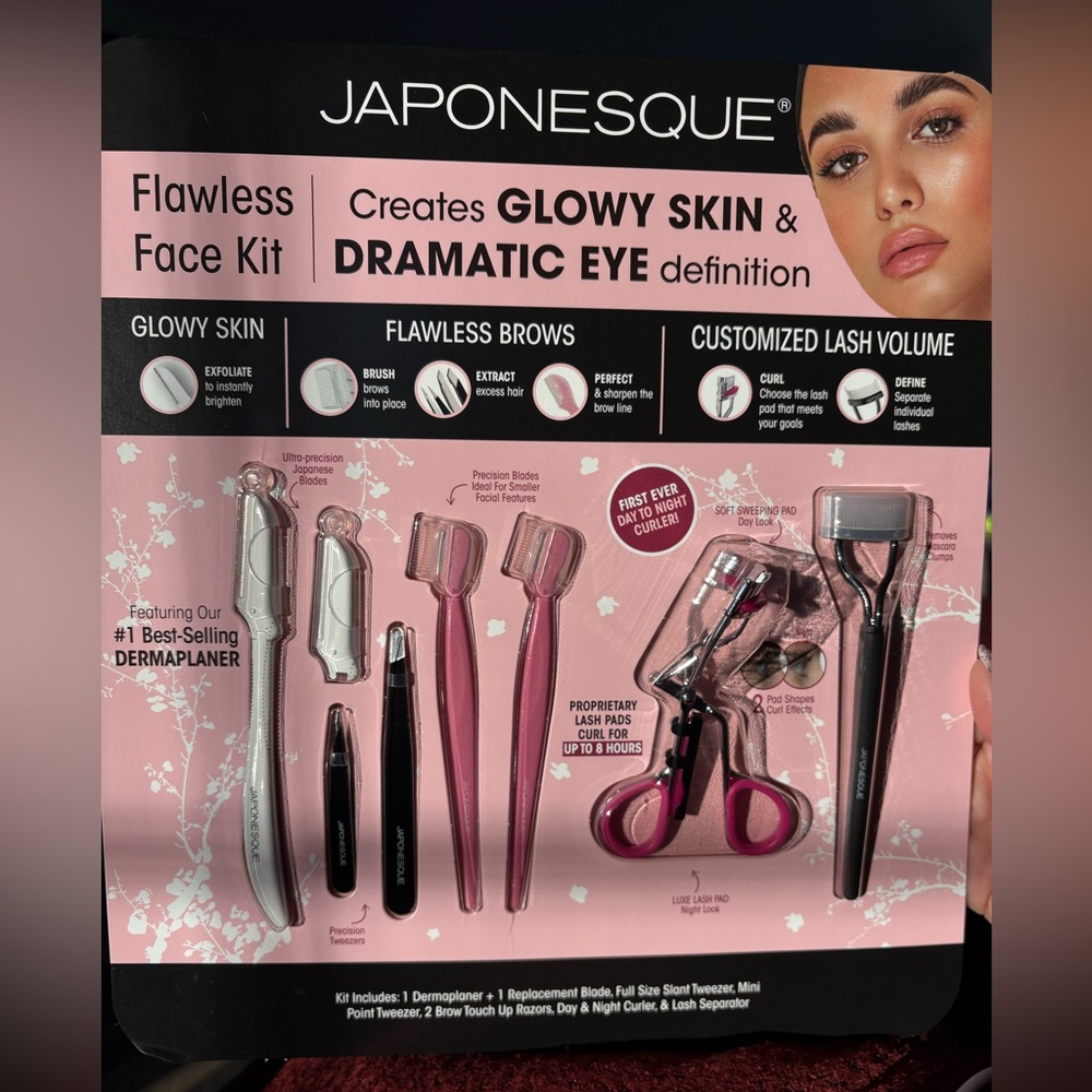 New in package, Japonesque Flawless Face Kit, 8 piece facial tools